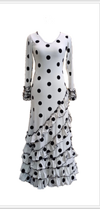 Vestido en lycra con Lunar, cinco volantes.