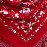 Cargar imagen en el visor de la galería, Mantón de manila rojo y flores
